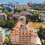 Aparthotel Biato 3*